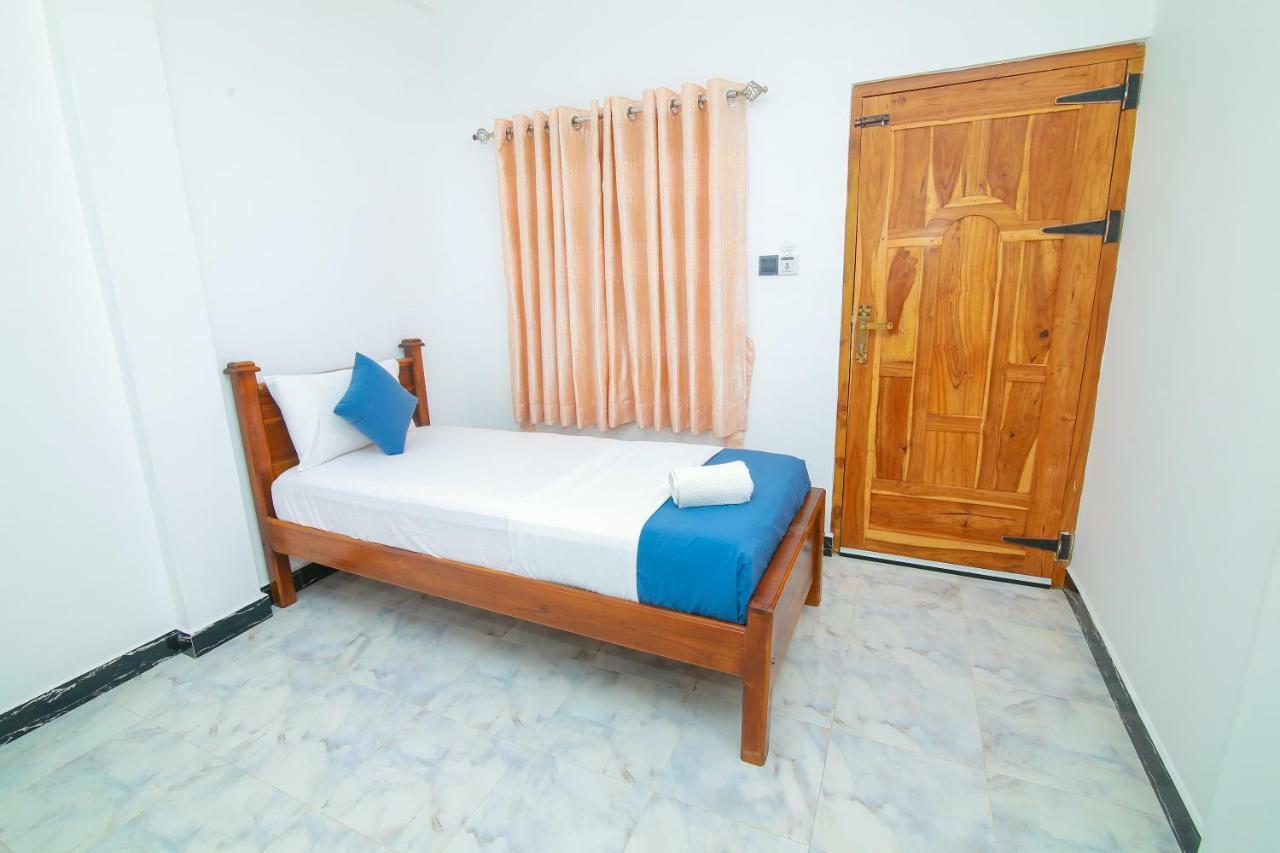 Hotel Sun Blue Uppuveli Kültér fotó
